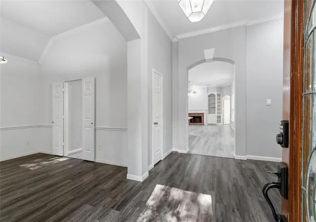 Photo 3 of Sale Pending at 334 Indian Summer Dr, Sugar Land, TX 77479 | MLS# 72198898 | Listing updated on 2026-10-07