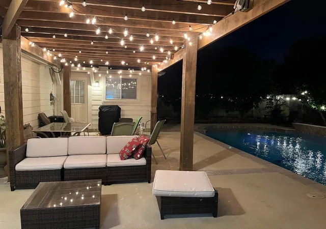 Photo 3 of Single family home for sale at 5615 Ashford Ridge Ln, Katy, TX 77450 | MLS# 14344203 | Listing updated on 2026-09-19
