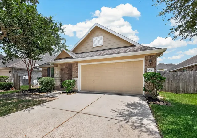 23rd image of 4714 Lake Rim Dr, Alvin, TX 77511 | MLS# 18528260