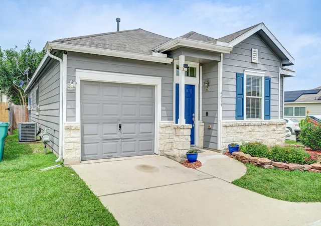 Photo 2 of Single family home for sale at 4039 Mossy Spring Ln, Spring, TX 77388 | MLS# 18239381 | Listing updated on 2026-08-14