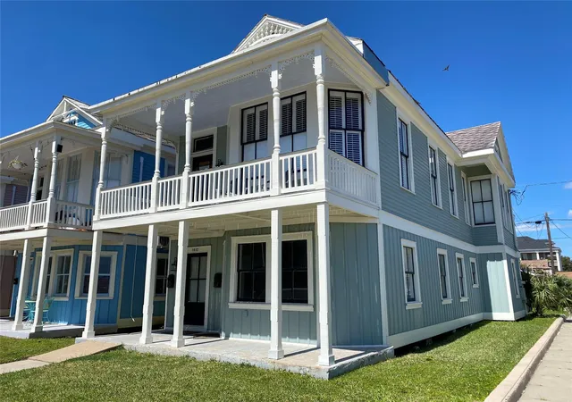 4th image of 1602 Avenue L, Galveston, TX 77550 | MLS# 75088418