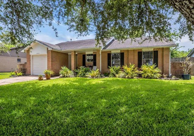 4th image of 2535 Jeb Stuart Ct, League City, TX 77573 | MLS# 14552386