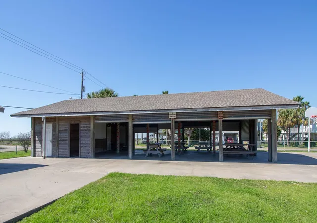 Photo 49 of Single family home for sale at 16721 Edward Teach Rd, Galveston, TX 77554 | MLS# 31903793 | Listing updated on 2026-10-09