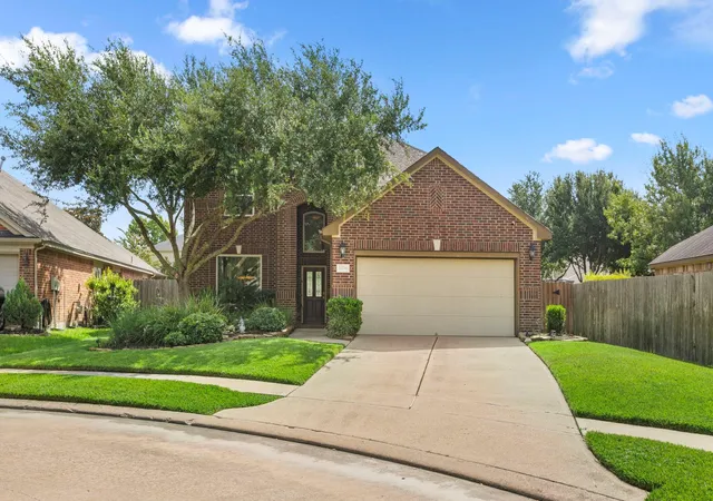 Photo 2 of Single family home for sale at 21738 E Carolina Green Dr, Cypress, TX 77433 | MLS# 40338037 | Listing updated on 2026-09-14