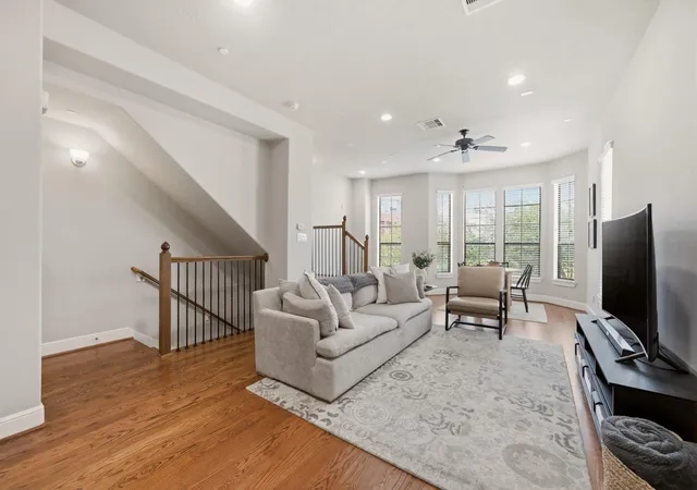 Photo 1 of Condo for sale at 2110 Shearn St #16, Houston, TX 77007 | MLS# 77316088 | Listing updated on 2026-09-13