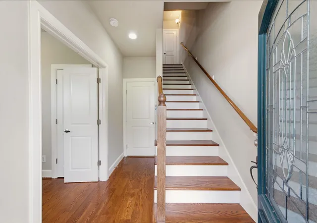 Photo 3 of Condo for sale at 2110 Shearn St #16, Houston, TX 77007 | MLS# 77316088 | Listing updated on 2026-09-13