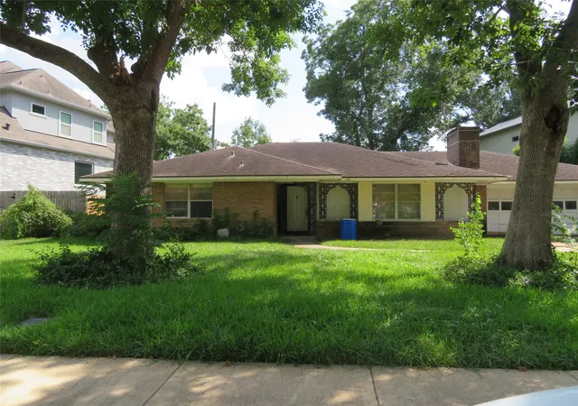 14th image of 3807 Linkwood Dr, Houston, TX 77025 | MLS# 32512627
