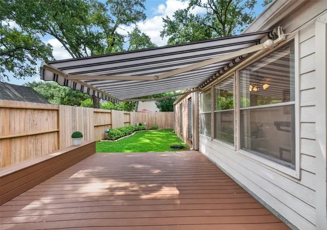 5th image of 11418 Overbrook Ln, Houston, TX 77077 | MLS# 60168527