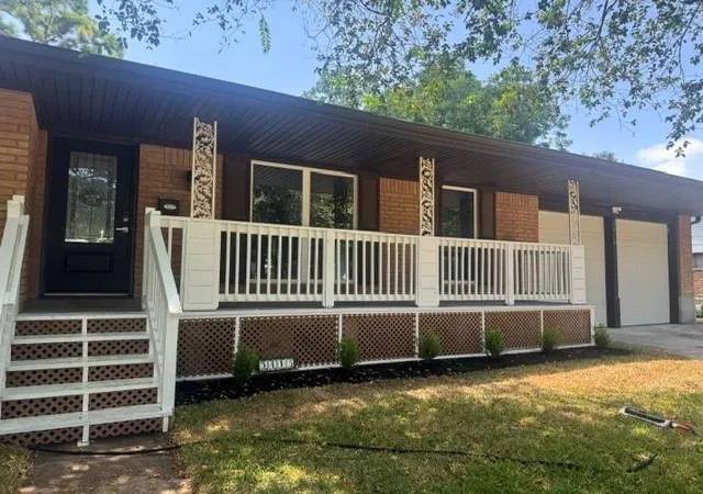 2nd image of 5415 Jackwood St, Houston, TX 77096 | MLS# 82305780