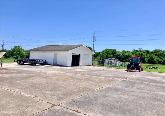 3rd image of 620 34Th St N, Texas City, TX 77590 | MLS# 5356575