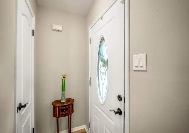 4th image of 10011 Knoboak Dr, Houston, TX 77080