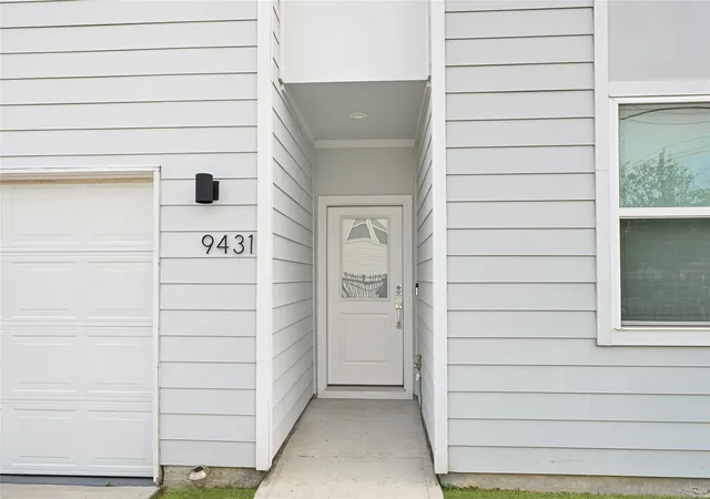 4th image of 9431 Jutland Rd, Houston, TX 77033 | MLS# 15756925