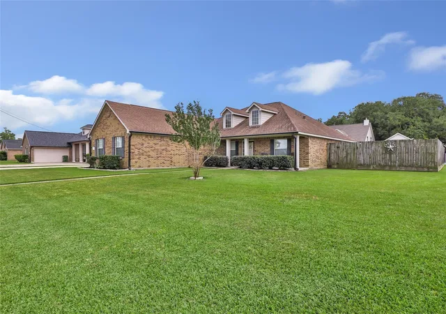 2nd image of 200 Milo St, Dayton, TX 77535 | MLS# 70832451