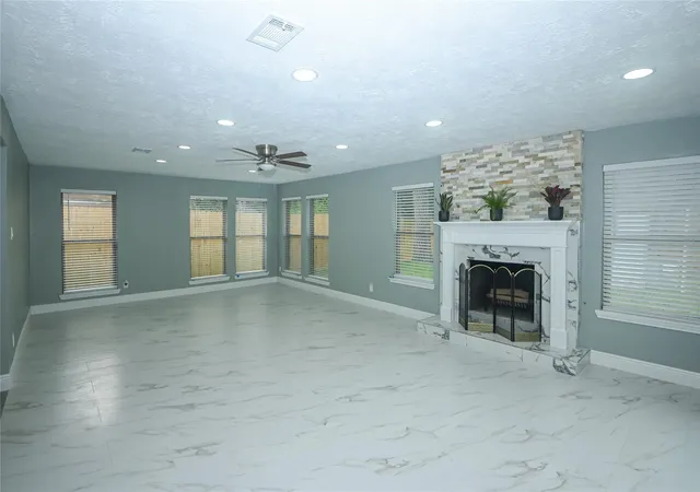 2nd image of 7522 Jackwood St, Houston, TX 77074 | MLS# 59956276