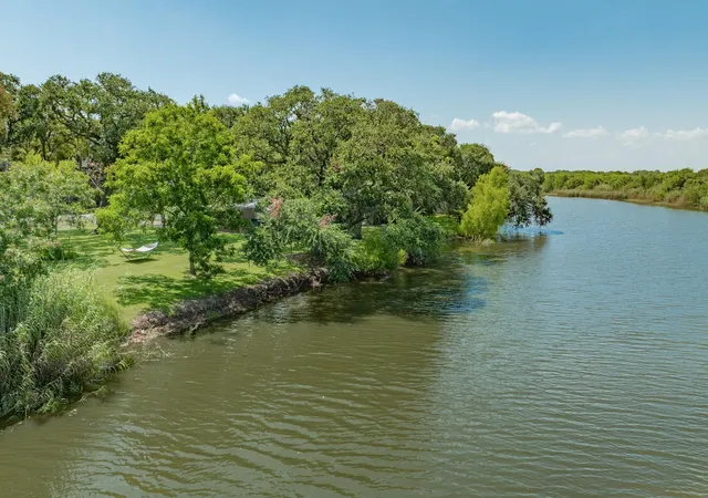 30th image of 2910 Shady Creek Ln, Freeport, TX 77541 | MLS# 6267595
