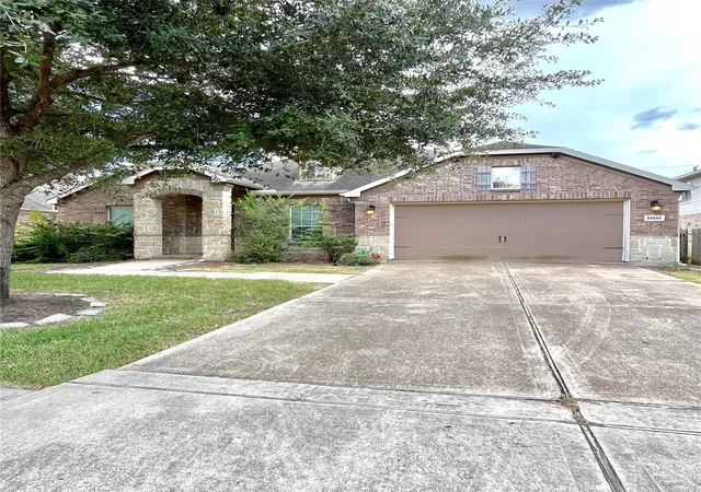 Photo 2 of Single family home for sale at 20623 Garden Ridge Cyn, Richmond, TX 77407 | MLS# 27298559 | Listing updated on 2026-09-17
