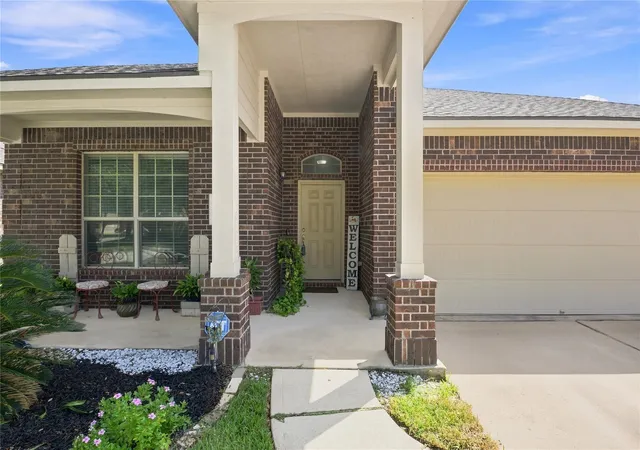 Photo 3 of Sale Pending at 18418 Tristandale Ln, Spring, TX 77379 | MLS# 24354530 | Listing updated on 2026-09-08