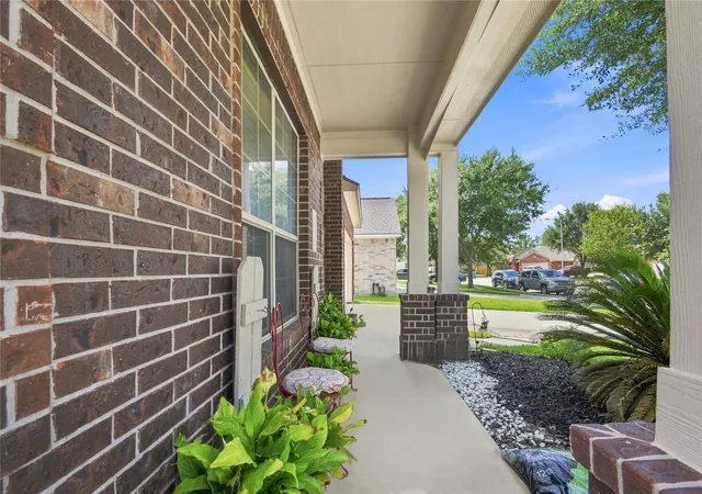 Photo 4 of Sale Pending at 18418 Tristandale Ln, Spring, TX 77379 | MLS# 24354530 | Listing updated on 2026-09-08