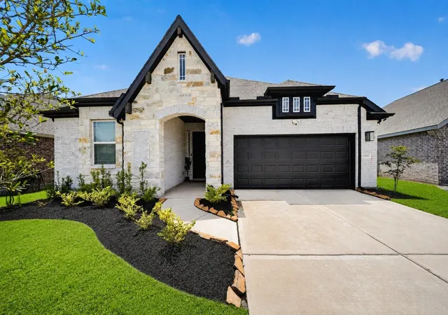 Photo 1 of Single family home for sale at 12222 English Mist Dr, Houston, TX 77044 | MLS# 38115612 | Listing updated on 2026-08-31