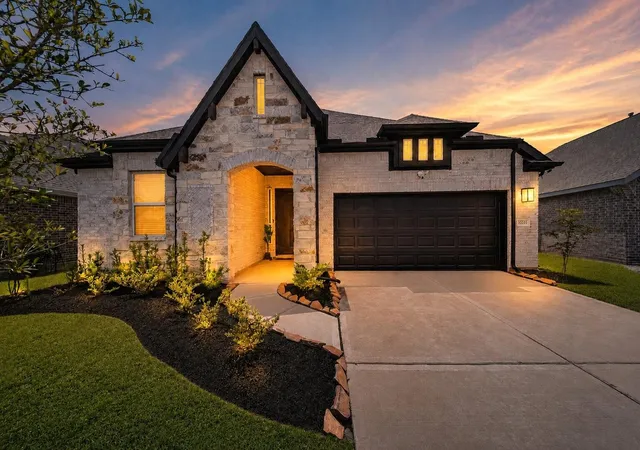 Photo 3 of Single family home for sale at 12222 English Mist Dr, Houston, TX 77044 | MLS# 38115612 | Listing updated on 2026-08-31