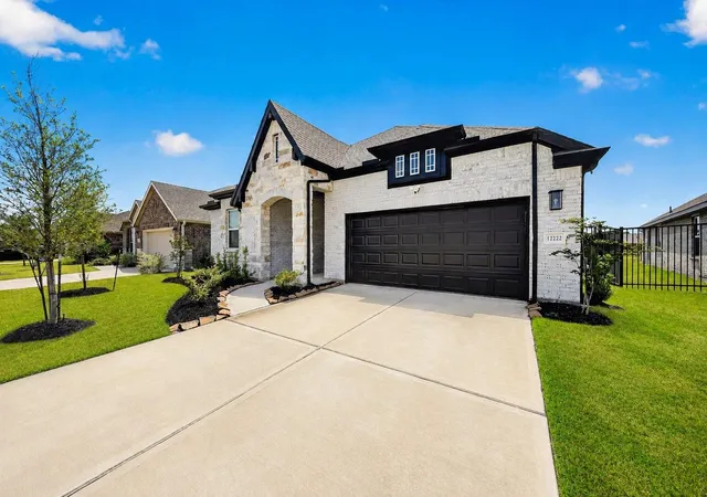 Photo 4 of Single family home for sale at 12222 English Mist Dr, Houston, TX 77044 | MLS# 38115612 | Listing updated on 2026-08-31