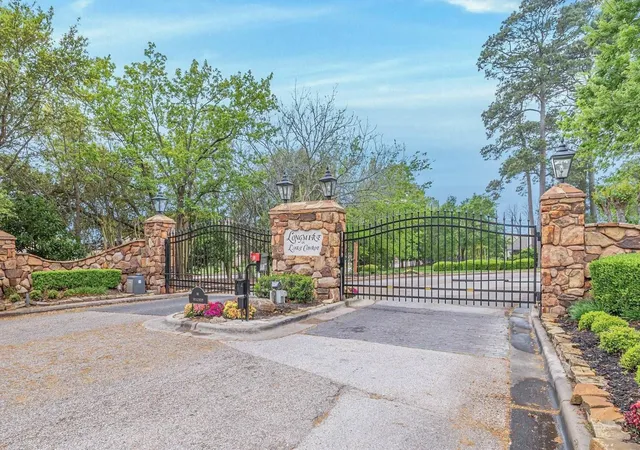 2nd image of 12323 Longmire Cvs, Conroe, TX 77304 | MLS# 81478532