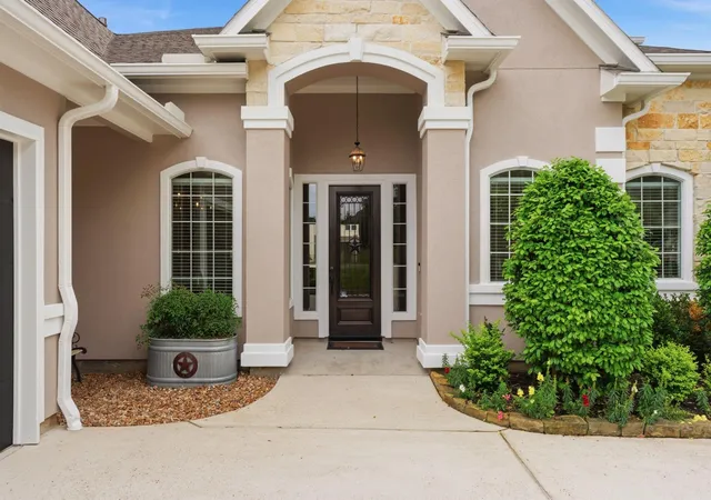 5th image of 12323 Longmire Cvs, Conroe, TX 77304 | MLS# 81478532