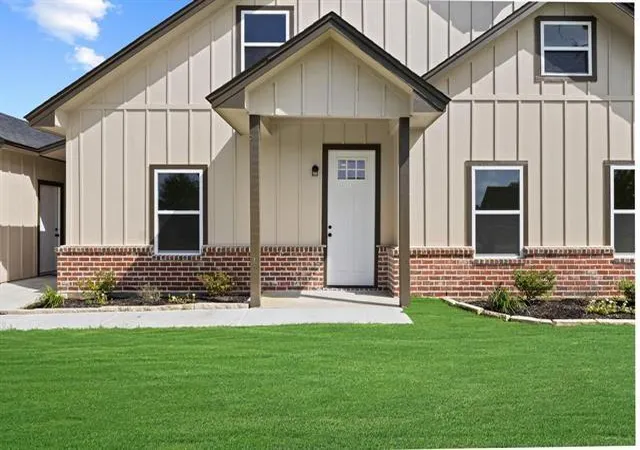 2nd image of 5844 Atkinson Circle, Orange, TX 77630 | MLS# 76659914