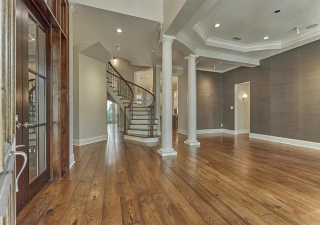 5th image of 22 E Shore Dr, Spring, TX 77380 | MLS# 26864343