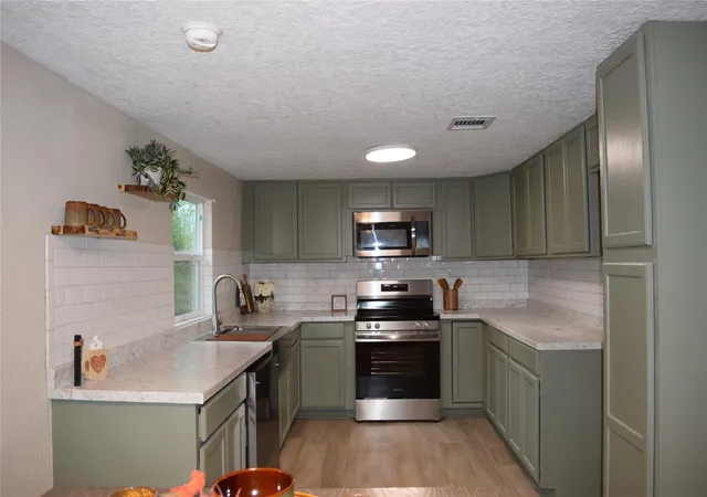 Photo 3 of Single family home for sale at 820 Camp Seale Rd, Livingston, TX 77351 | MLS# 41610262 | Listing updated on 2026-09-16