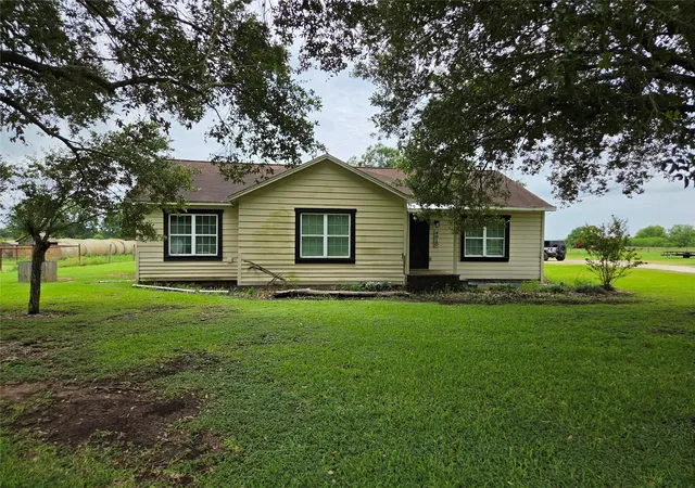 Photo 1 of Sale Pending at 4910 Fm 3012 Rd, Wharton, TX 77488 | MLS# 50211750 | Listing updated on 2026-09-09