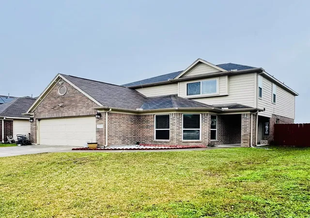 Photo 1 of Sale Pending at 1315 Newsome Glenn Dr, Houston, TX 77090 | MLS# 20325691 | Listing updated on 2026-09-08