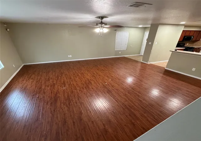 Photo 2 of Sale Pending at 1315 Newsome Glenn Dr, Houston, TX 77090 | MLS# 20325691 | Listing updated on 2026-09-08