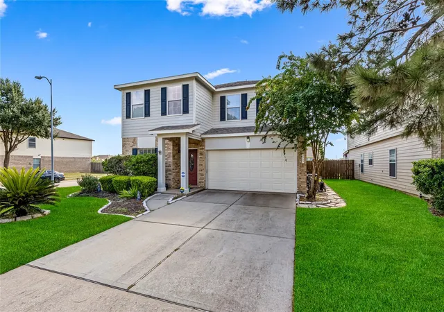 Photo 2 of Single family home for sale at 2522 Knoll Shadows Ln, Katy, TX 77449 | MLS# 68374446 | Listing updated on 2026-09-11