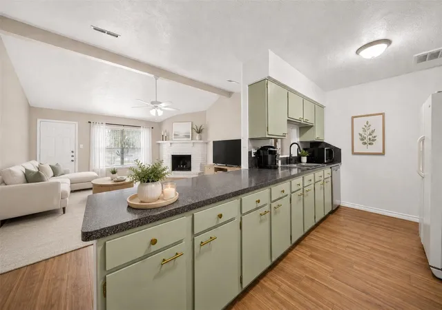 Photo 3 of Single family home for sale at 23127 Harpergate Dr, Spring, TX 77373 | MLS# 54842544 | Listing updated on 2026-10-22