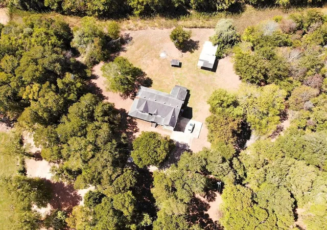 3rd image of 39425 Donigan Rd, Brookshire, TX 77423 | MLS# 91601072
