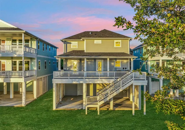 2nd image of 1517 Bayou Shore Dr, Galveston, TX 77551 | MLS# 56894323