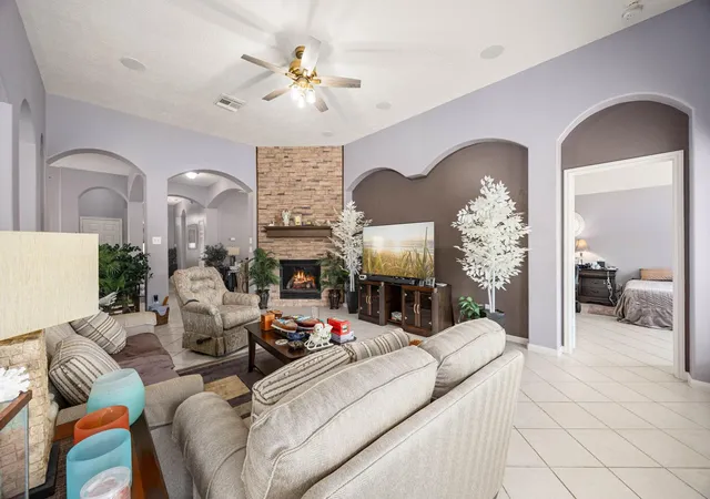 Photo 3 of Single family home for sale at 19926 Brookway Oak Ct, Spring, TX 77379 | MLS# 4656563 | Listing updated on 2026-09-14