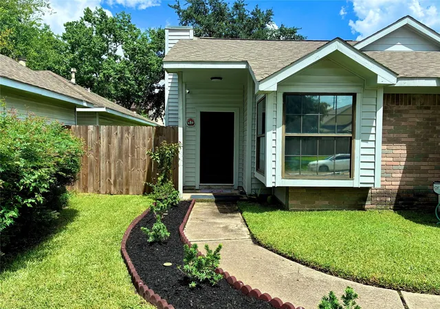 3rd image of 1106 Holbech Ln, Channelview, TX 77530 | MLS# 19715898
