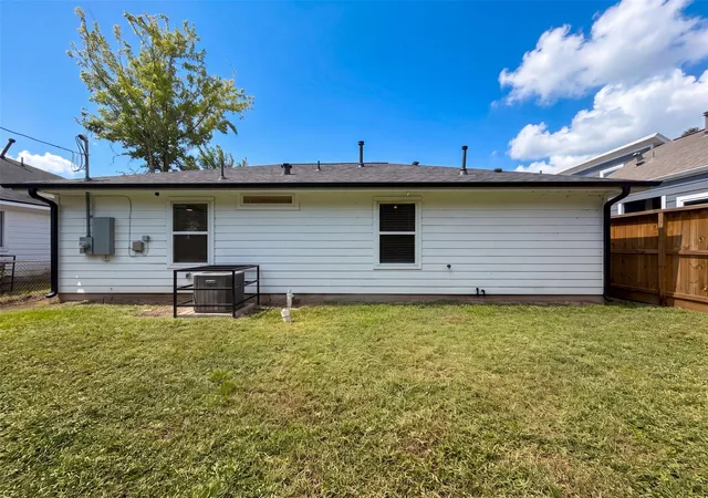 5th image of 3457 Mainer St, Houston, TX 77021 | MLS# 6946789