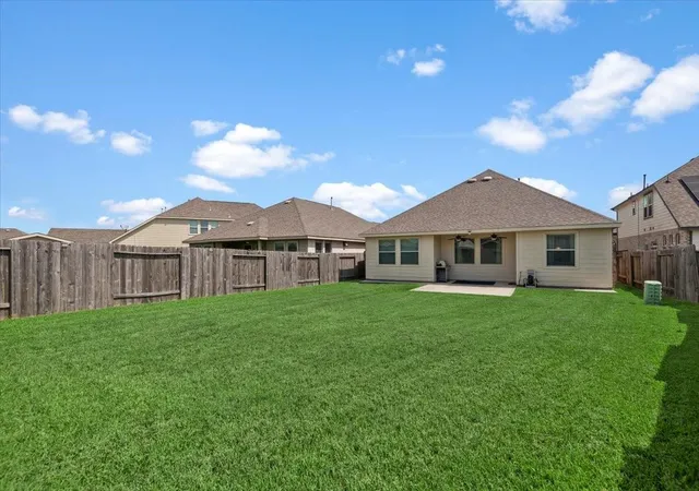 Photo 3 of Single family home for sale at 31515 Kailua Dr, Hockley, TX 77447 | MLS# 83190832 | Listing updated on 2026-10-11