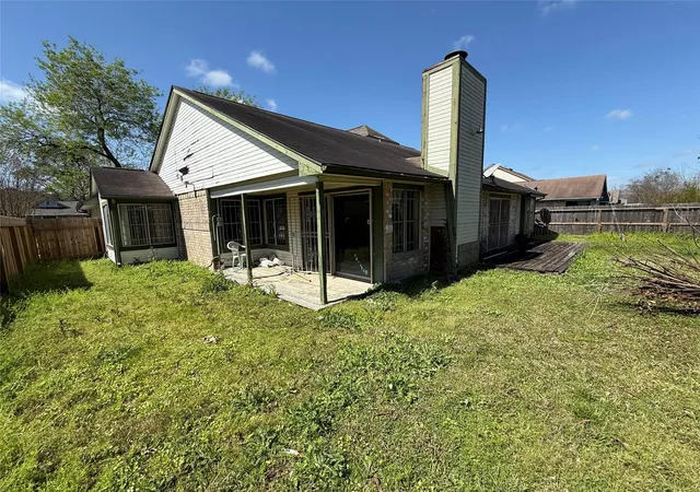 6th image of 12314 Ashling Dr, Stafford, TX 77477 | MLS# 25251726