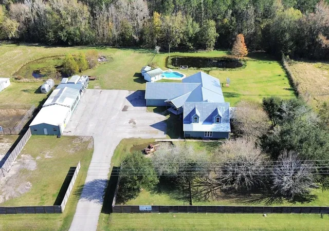 1st image of 17188 Hwy 321 Hwy, Dayton, TX 77535 | MLS# 98064803