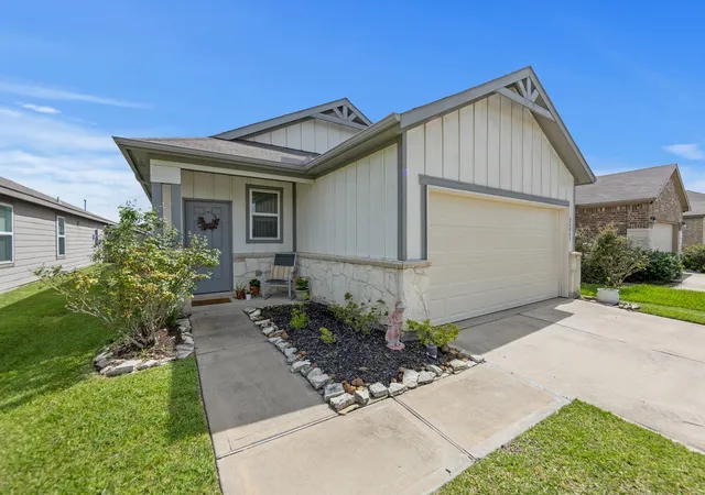 Photo 1 of Single family home for sale at 24043 Hay Needle Ln, Hockley, TX 77447 | MLS# 3583856 | Listing updated on 2026-10-11