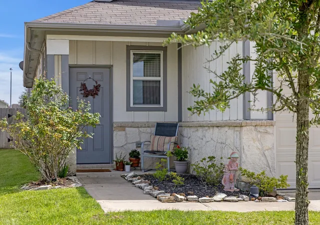 Photo 3 of Single family home for sale at 24043 Hay Needle Ln, Hockley, TX 77447 | MLS# 3583856 | Listing updated on 2026-10-11