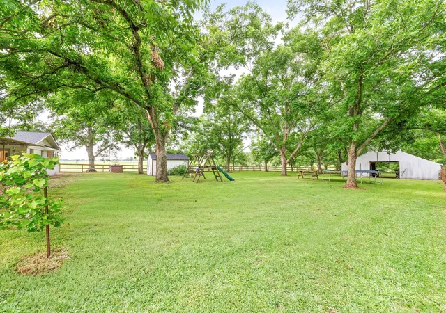Photo 3 of Single family home for sale at 2103 Holly St, East Bernard, TX 77435 | MLS# 34810022 | Listing updated on 2026-09-18
