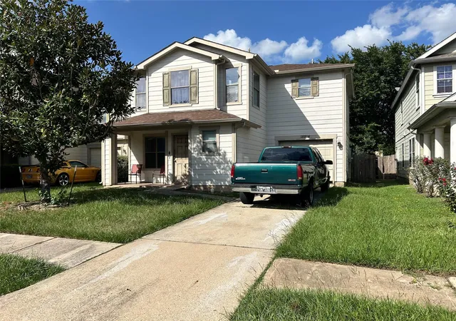 Photo 1 of Sale Pending at 18814 Remington Park Dr, Houston, TX 77073 | MLS# 36383061 | Listing updated on 2026-08-27