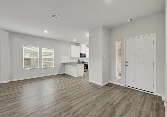 Photo 4 of Sale Pending at 2106 Spring Holw Dr, Baytown, TX 77521 | MLS# 91879728 | Listing updated on 2026-09-16
