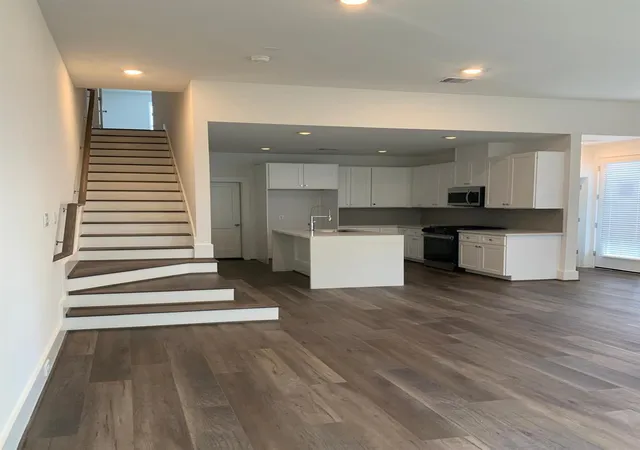 3rd image of 7506 Carver Rd #B, Houston, TX 77088 | MLS# 14729419