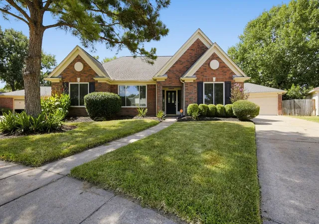 Photo 2 of Single family home for sale at 19034 Canyon River Ln, Houston, TX 77084 | MLS# 65967011 | Listing updated on 2026-08-22